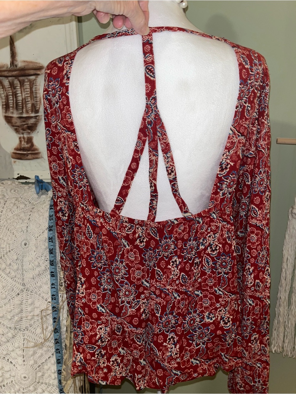 Patrons Of Peace Red Floral Backless V‑Neck Crochet Trim Blouse